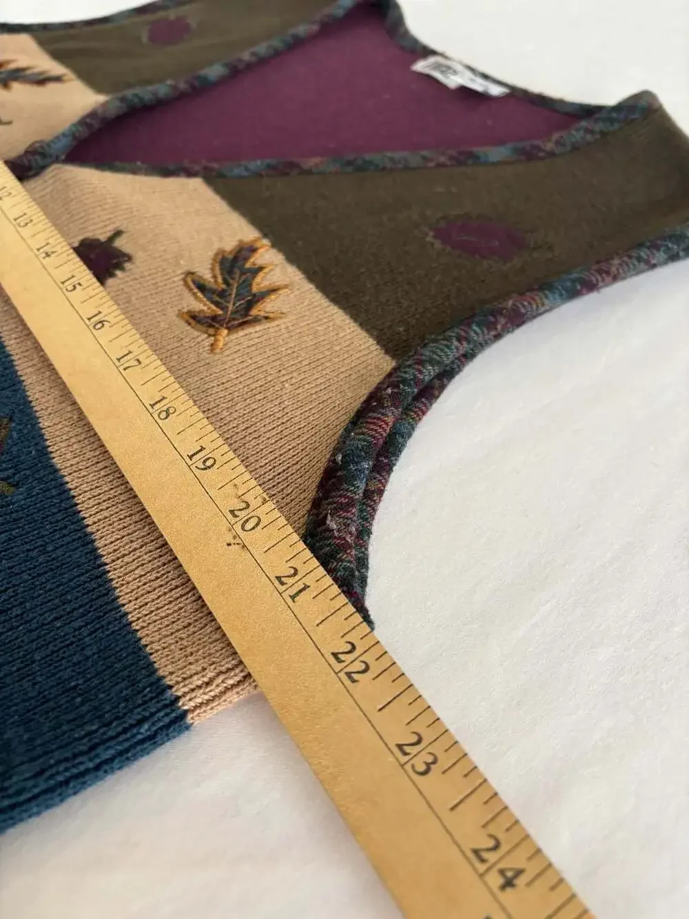 Lucia Vintage Embroidered Plaid Leaf Knit Sweater Vest Size Large